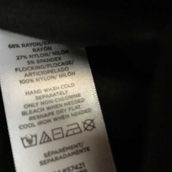 Ann Taylor pencil skirt with velvet polka dots - Picture 8 of 8